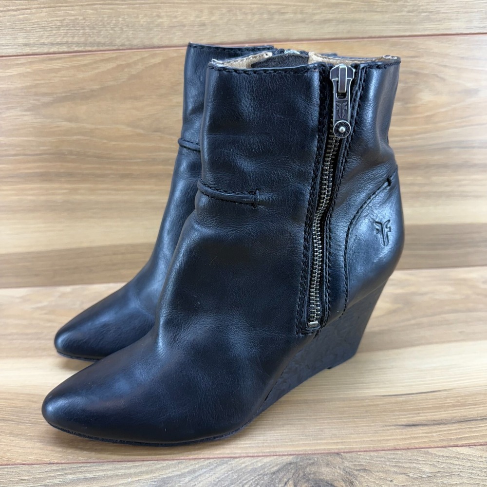 Frye Regina Womens Booties 6 M Ankle Black Leather Block Heel Zipper Boots